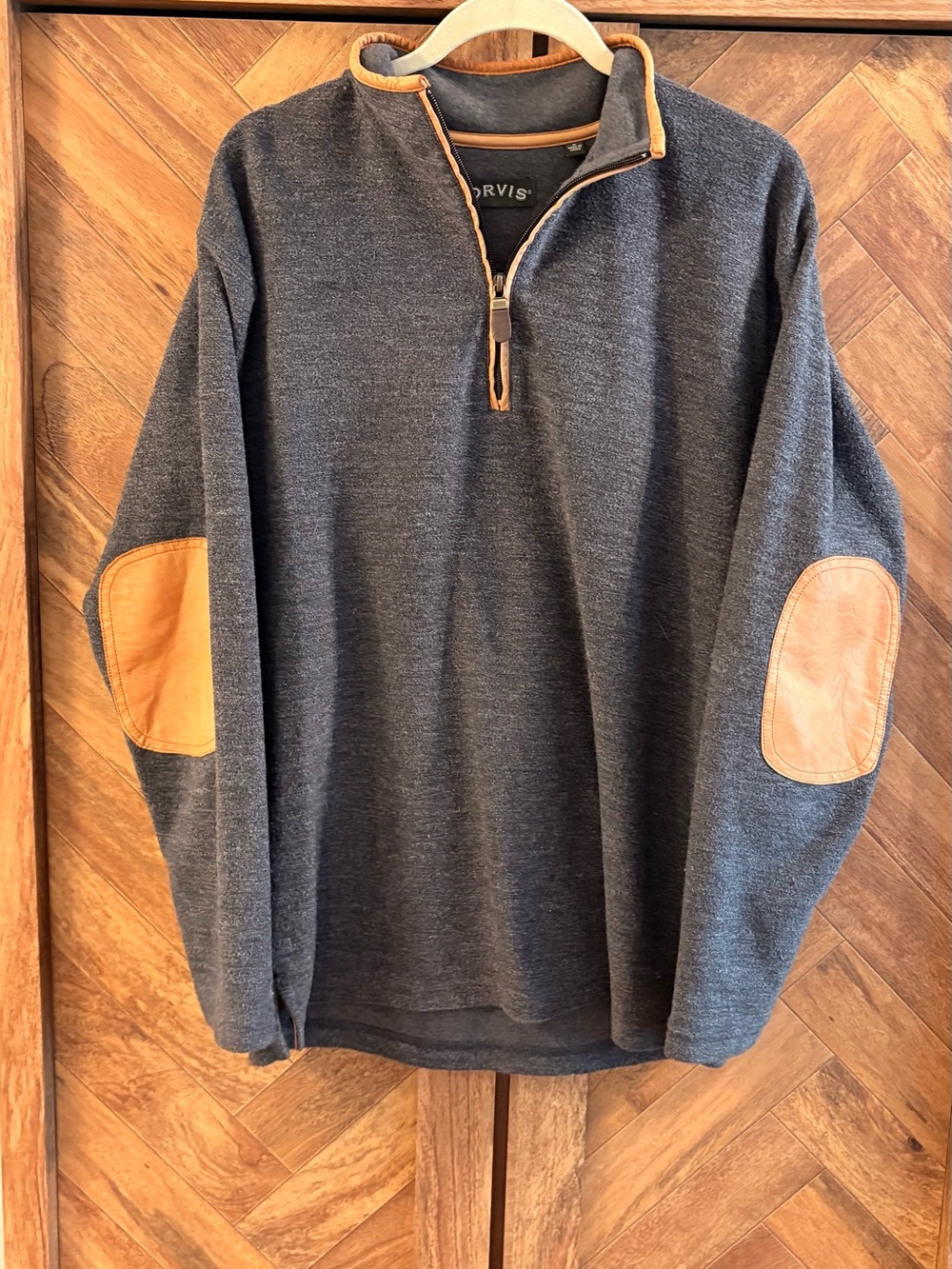 Orvis Half-Zip Sweater with Tan Elbow Patches in Charcoal Men's Medium
